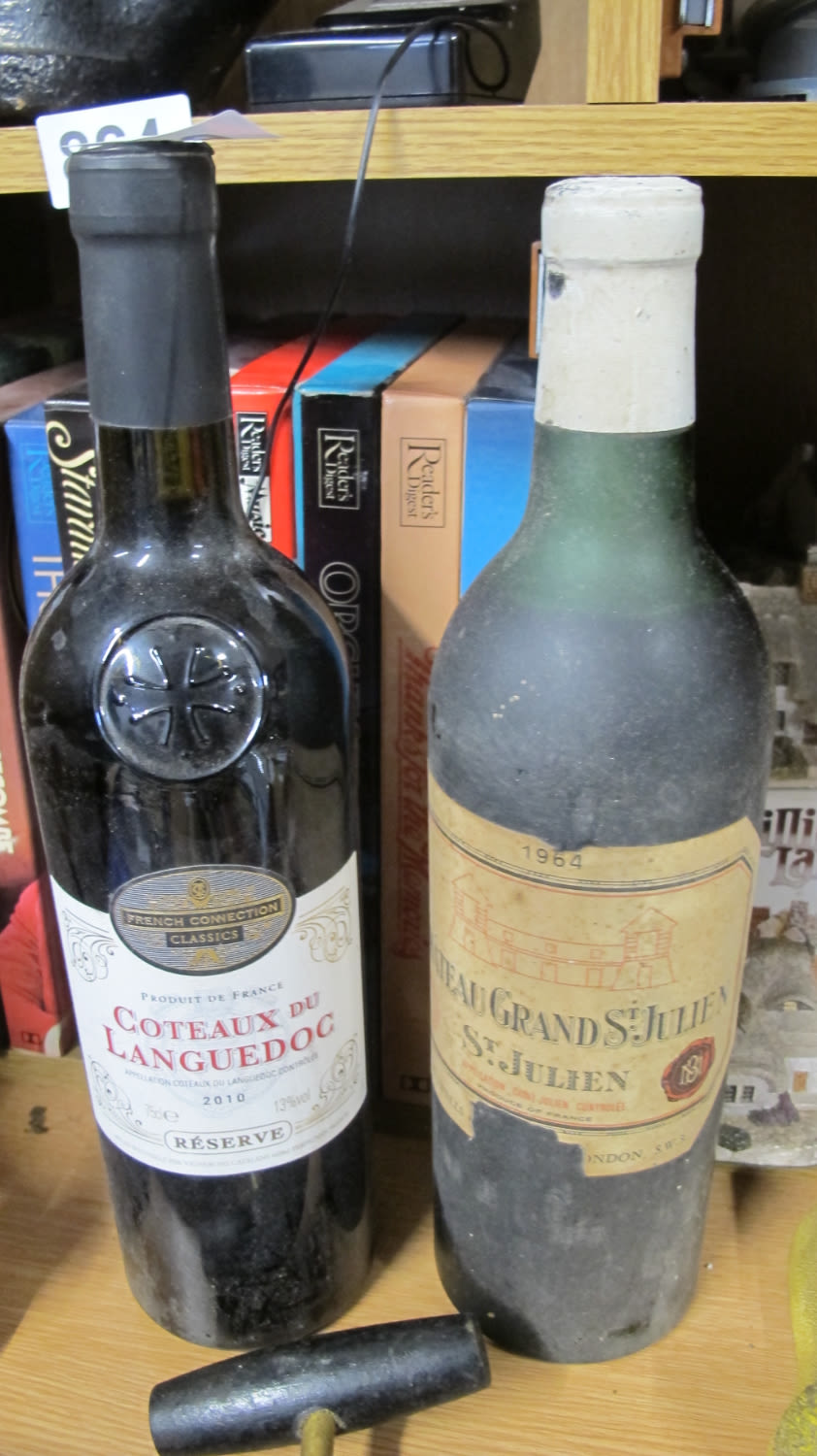 Lot 830: 2 bottles of wine