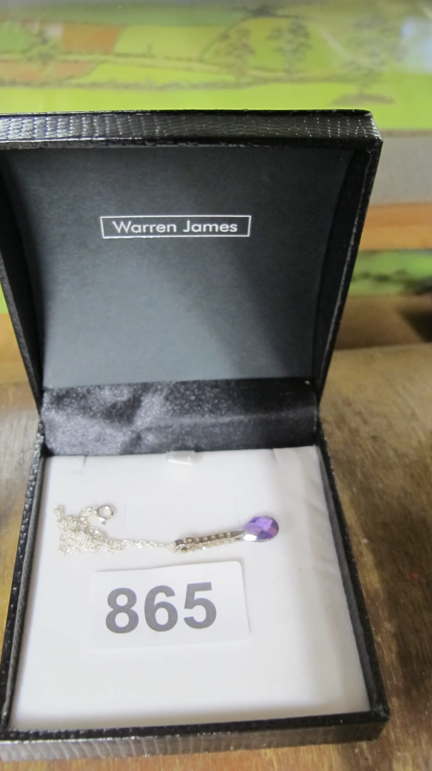 Lot 865: Warren James bracelet