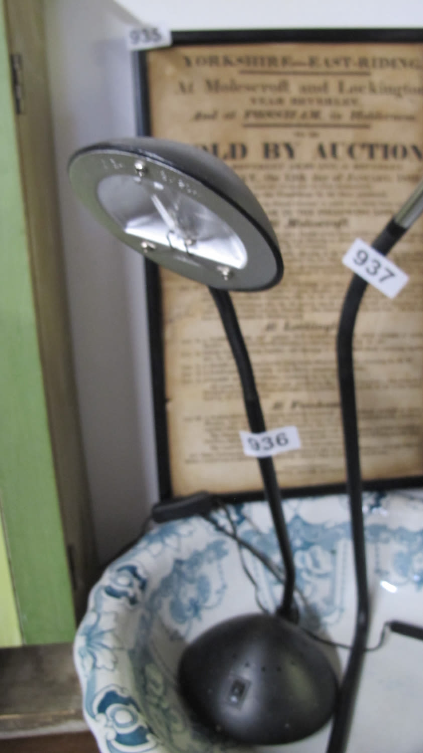 Lot 936: Desk lamp