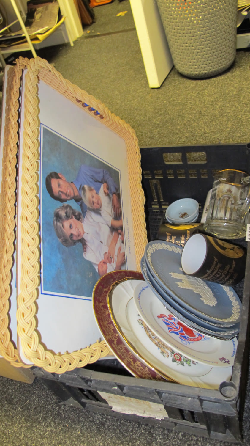 Lot 1018: Box of misc. royal