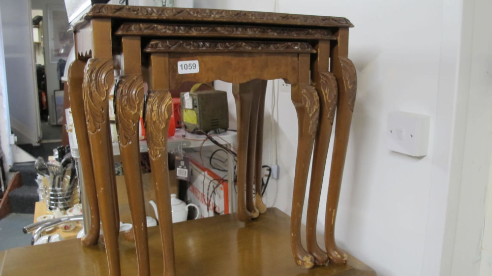 Lot 1059: Nest of tables