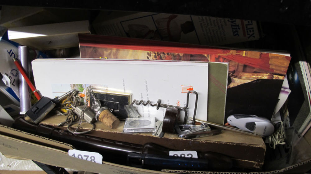 Lot 1078: Box of misc.