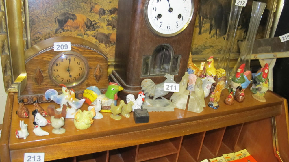 Lot 211: A Large collection of chickens
