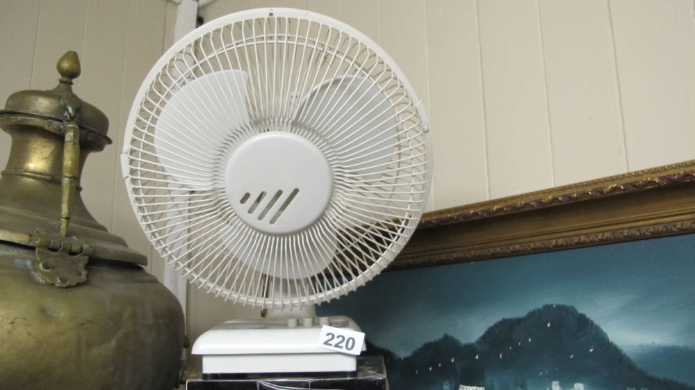 Lot 220: Table fan