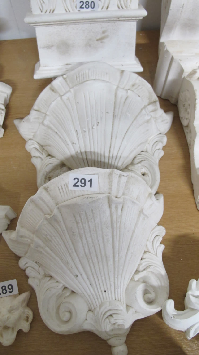 Lot 291: Architectural plaster mouldings