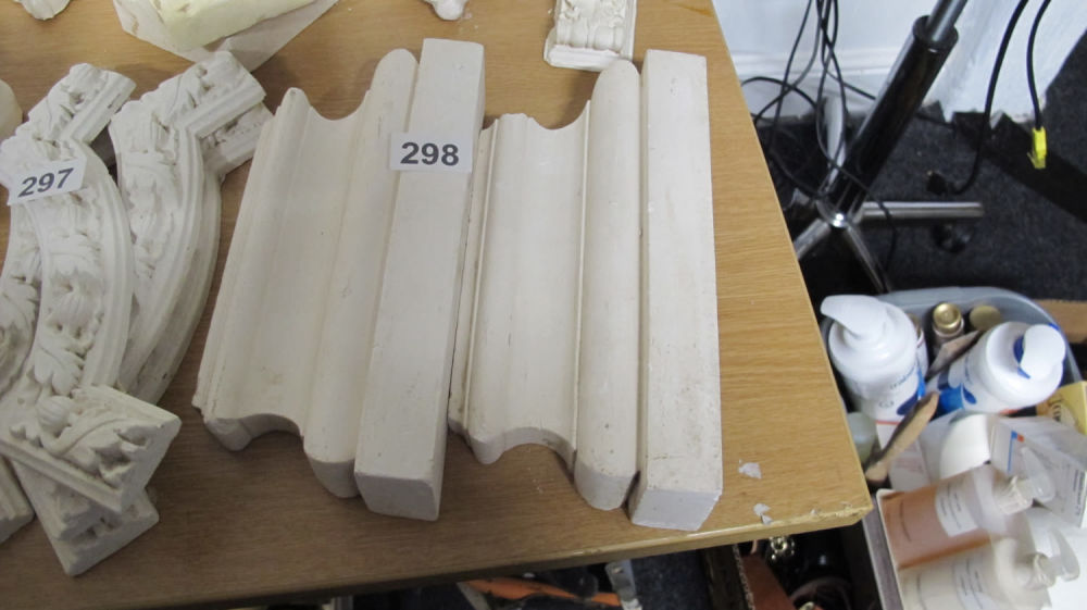 Lot 298: Architectural plaster mouldings