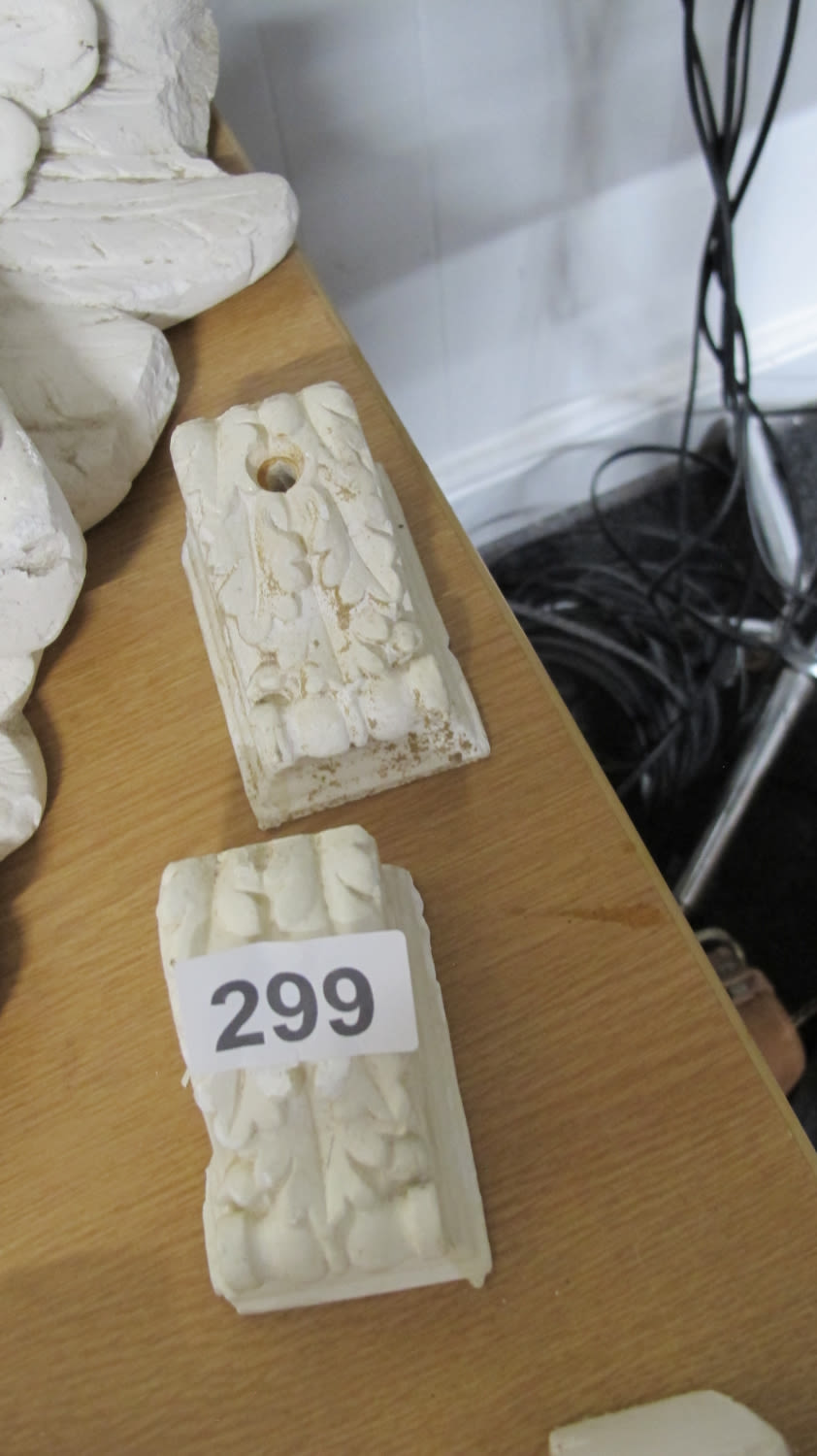 Lot 299: Architectural plaster mouldings