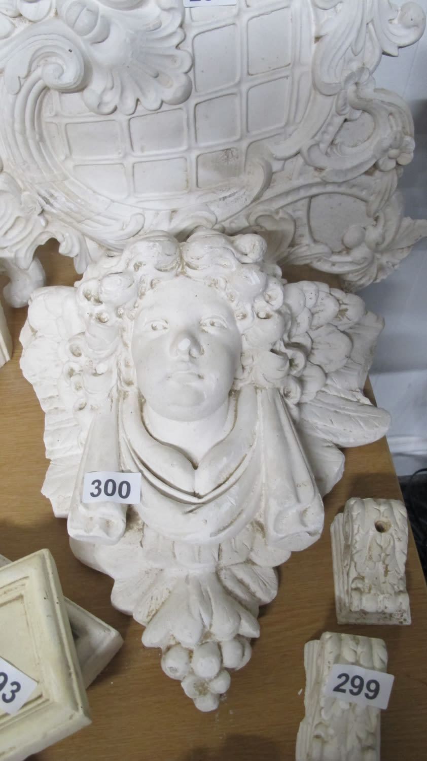 Lot 300: Architectural plaster mouldings