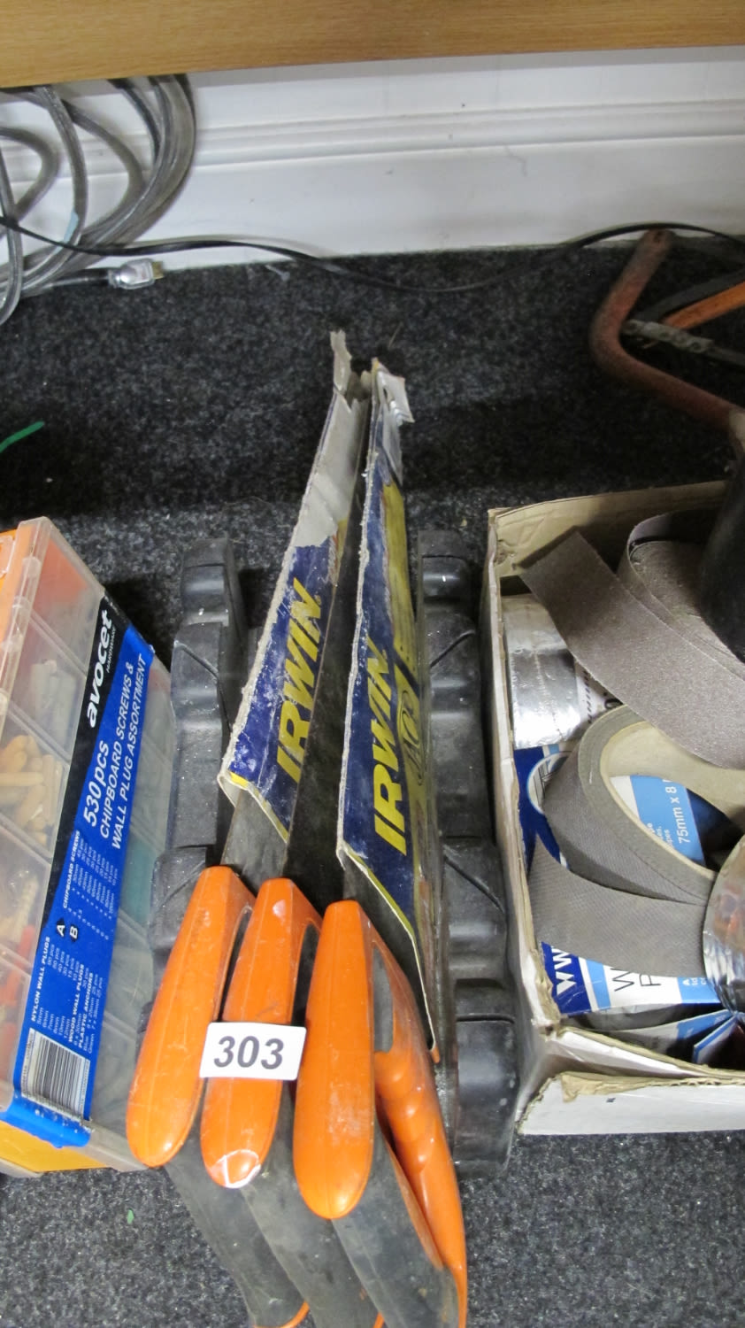 Lot 303: 3 saws