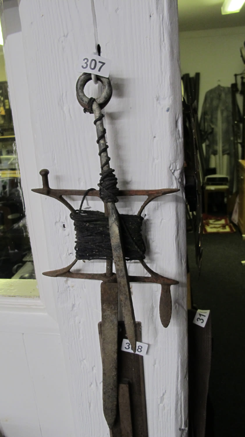 Lot 307: A builders Elwell garden straight line