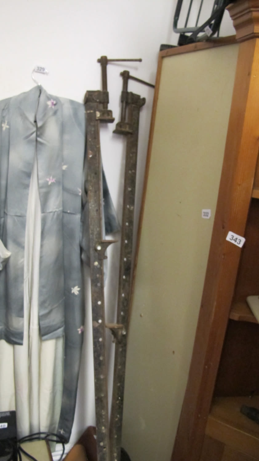 Lot 330: 2 Extra large sash clamps