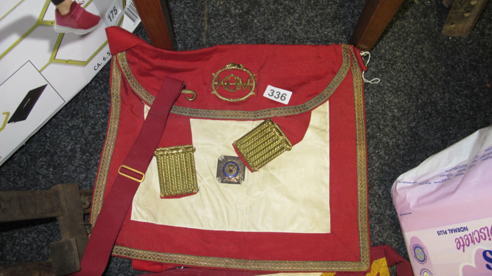 Lot 336: masonic apron
