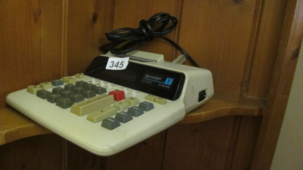 Lot 345: accountants calculator