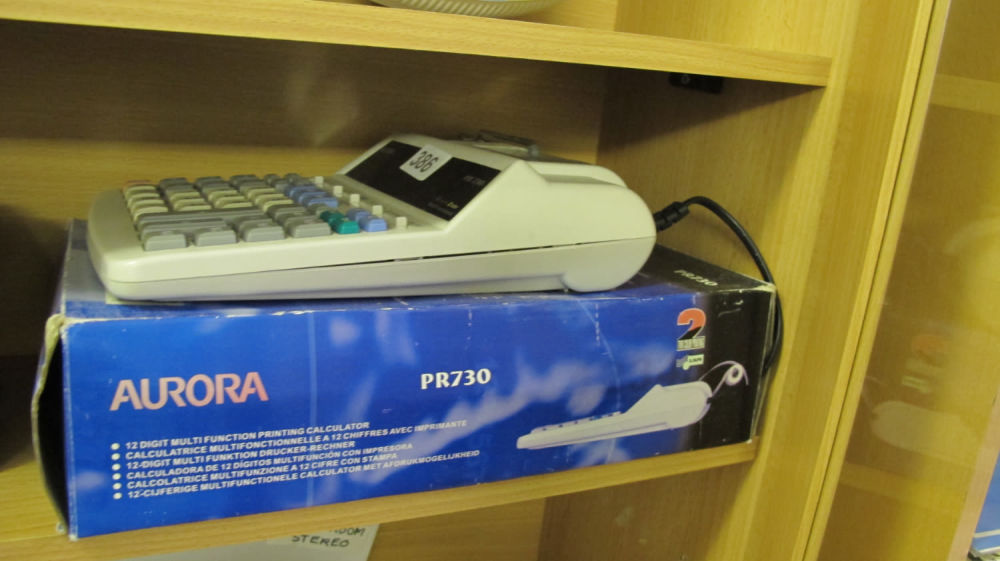 Lot 386: accountants calculator