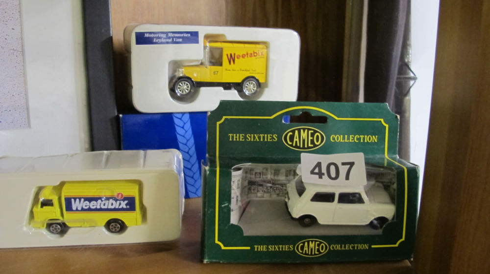 Lot 407: 3 die cast