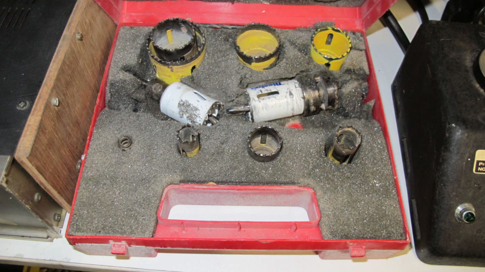 Lot 442: hole drill bits