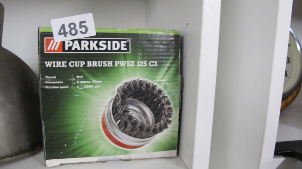 Lot 485: Wire cup brush