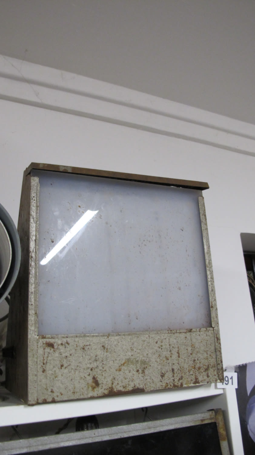 Lot 491: Vintage Lighting