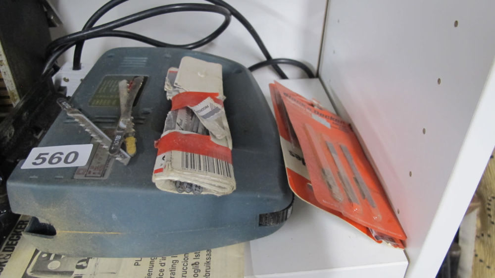 Lot 560: Electric jigsaw