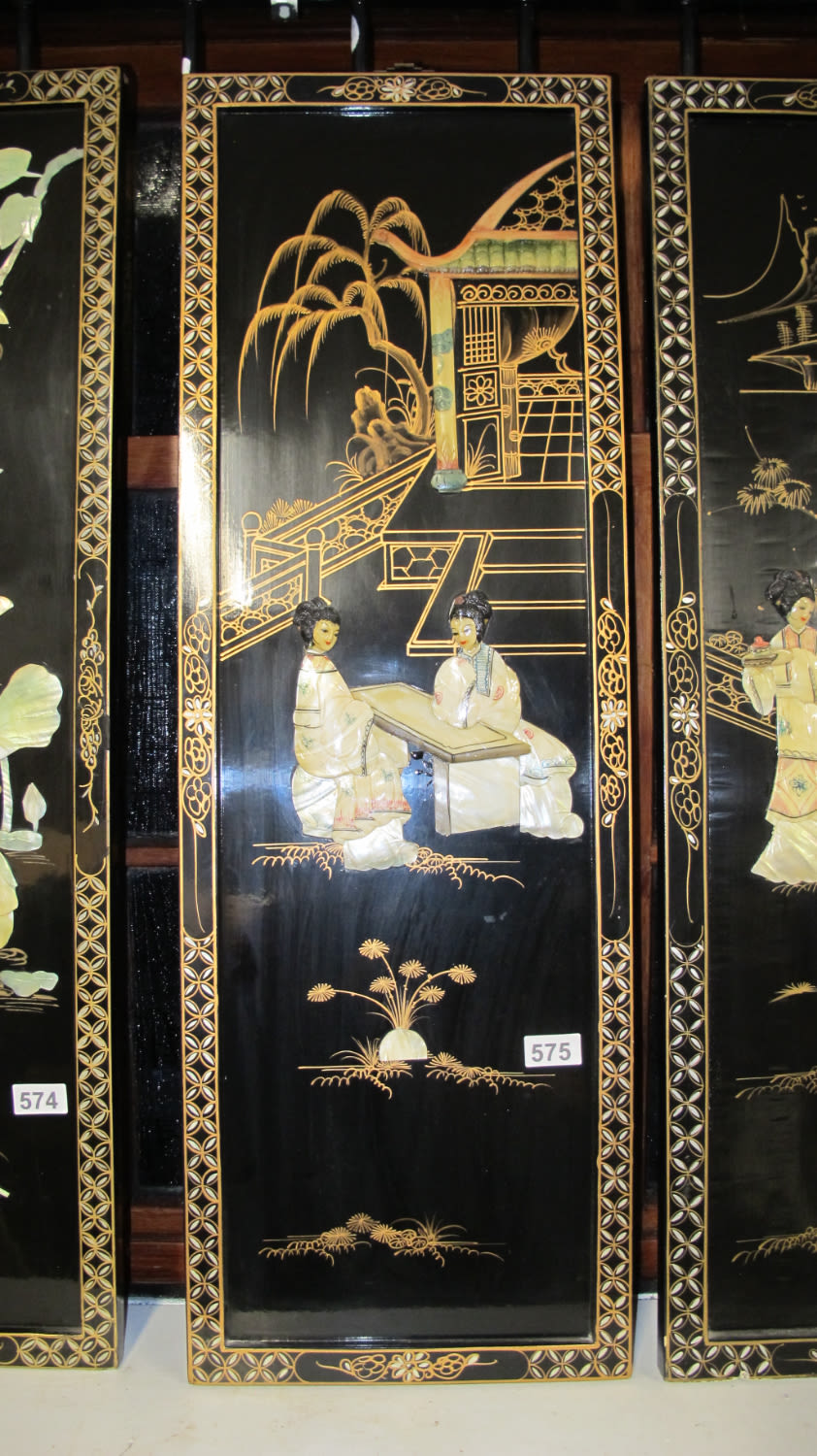 Lot 575: Decorative Chinese wall panel