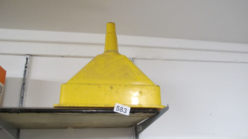 Lot 583: Plastic fuel funnel