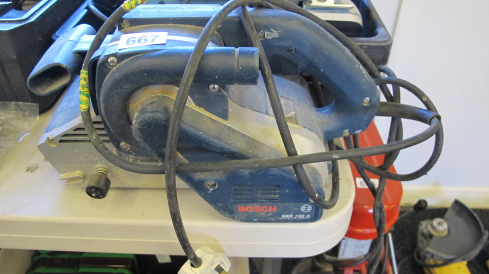 Lot 667: Bosch GBS 100 heavy duty belt sander