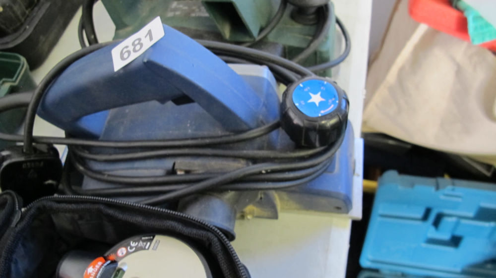 Lot 681: Electric planer