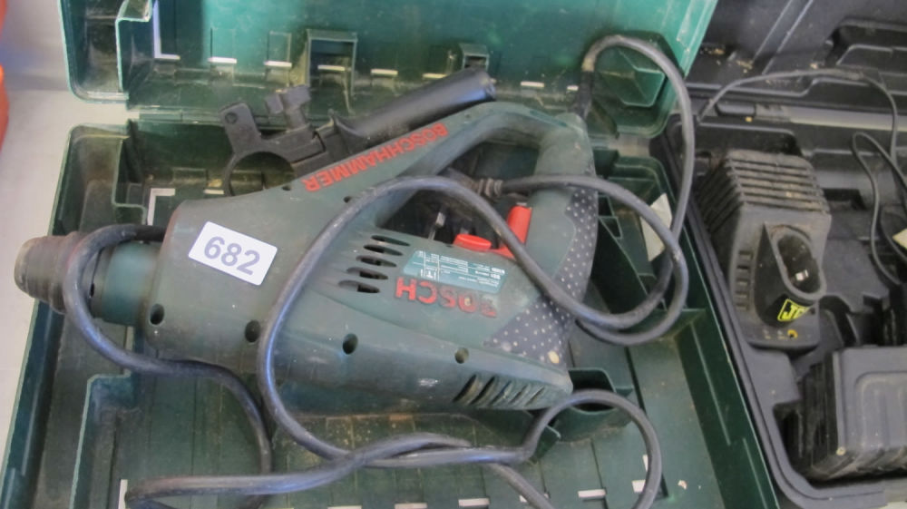 Lot 682: Bosch SDS powerful Electric drill