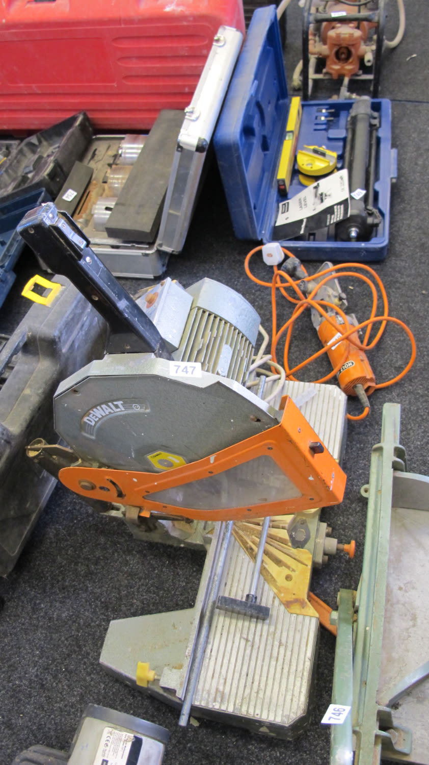 Lot 747: Chop saw