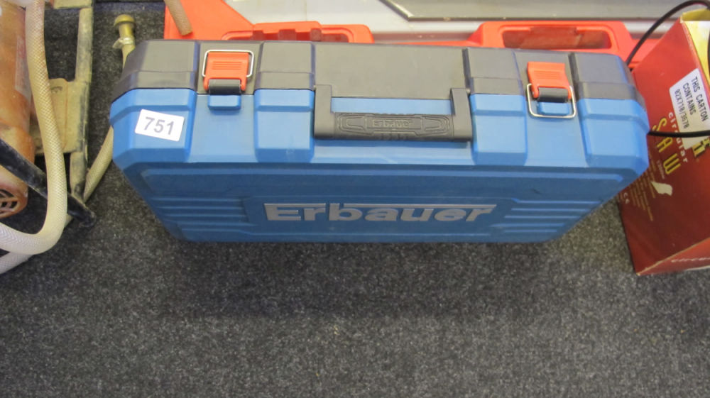 Lot 751: Tool case