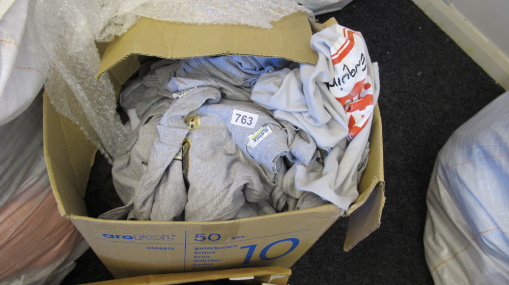 Lot 763: Assorted movie t shirts