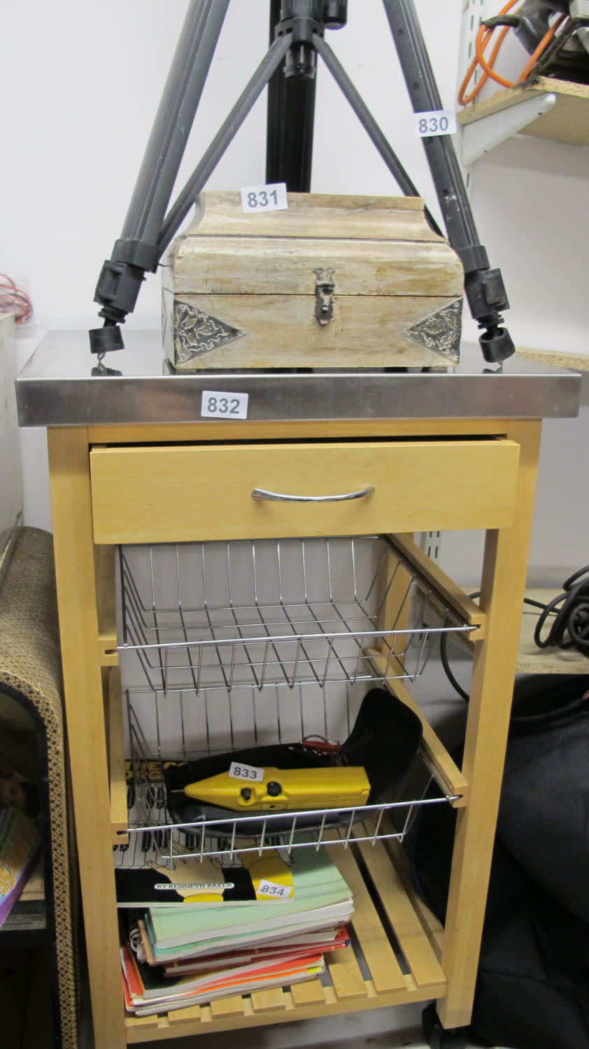 Lot 832: Kitchen storage unit