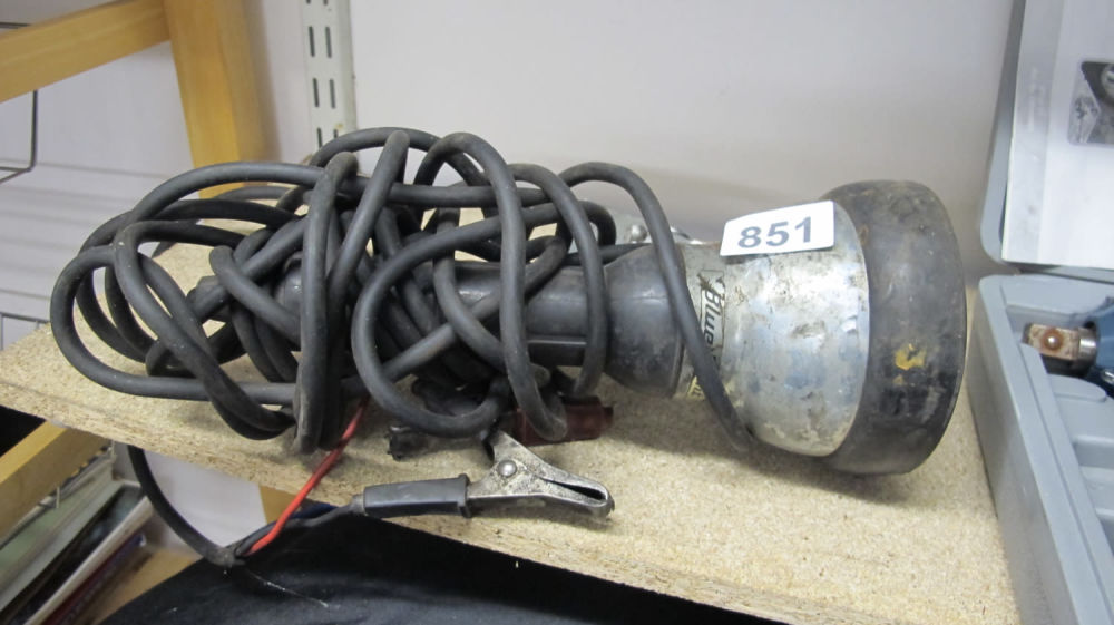 Lot 851: Inspection light