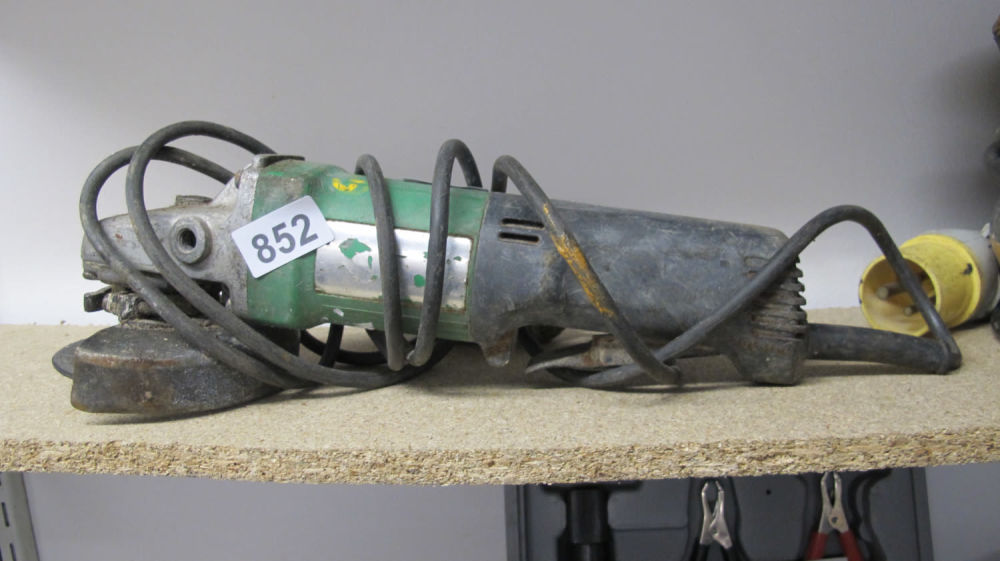 Lot 852: Angle grinder
