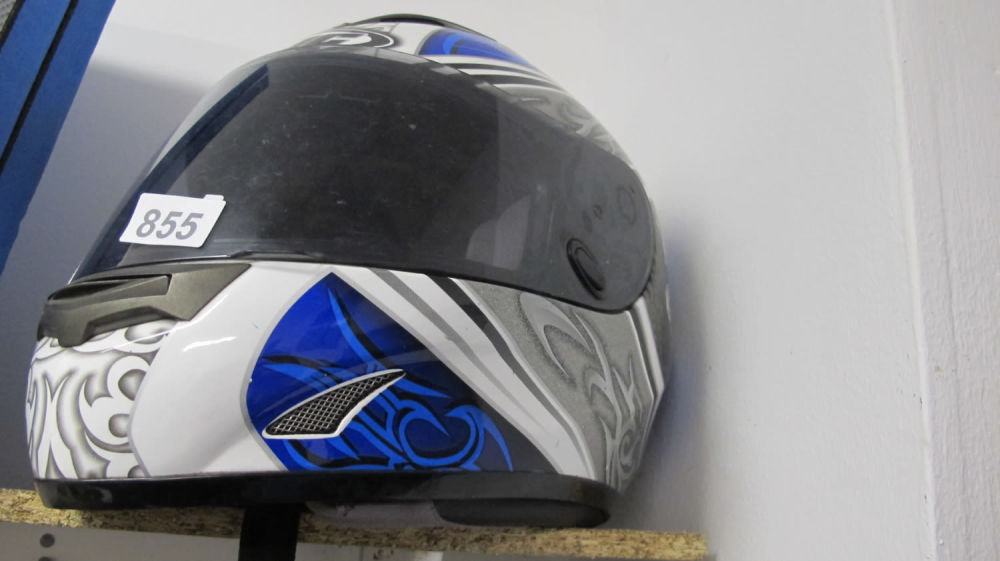 Lot 855: Crash helmet