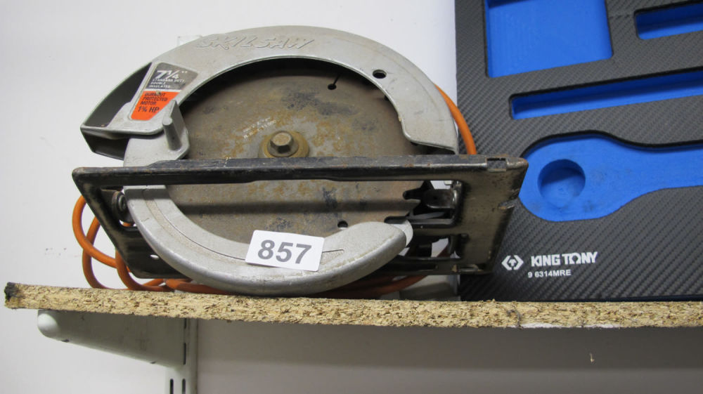 Lot 857: Circular saw