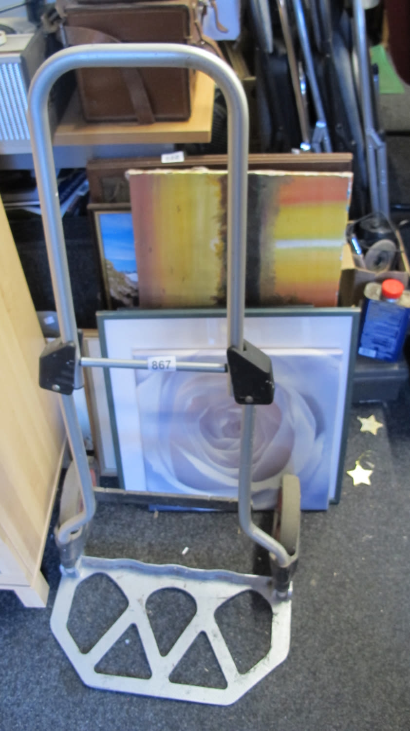 Lot 867: Folding sack trolley