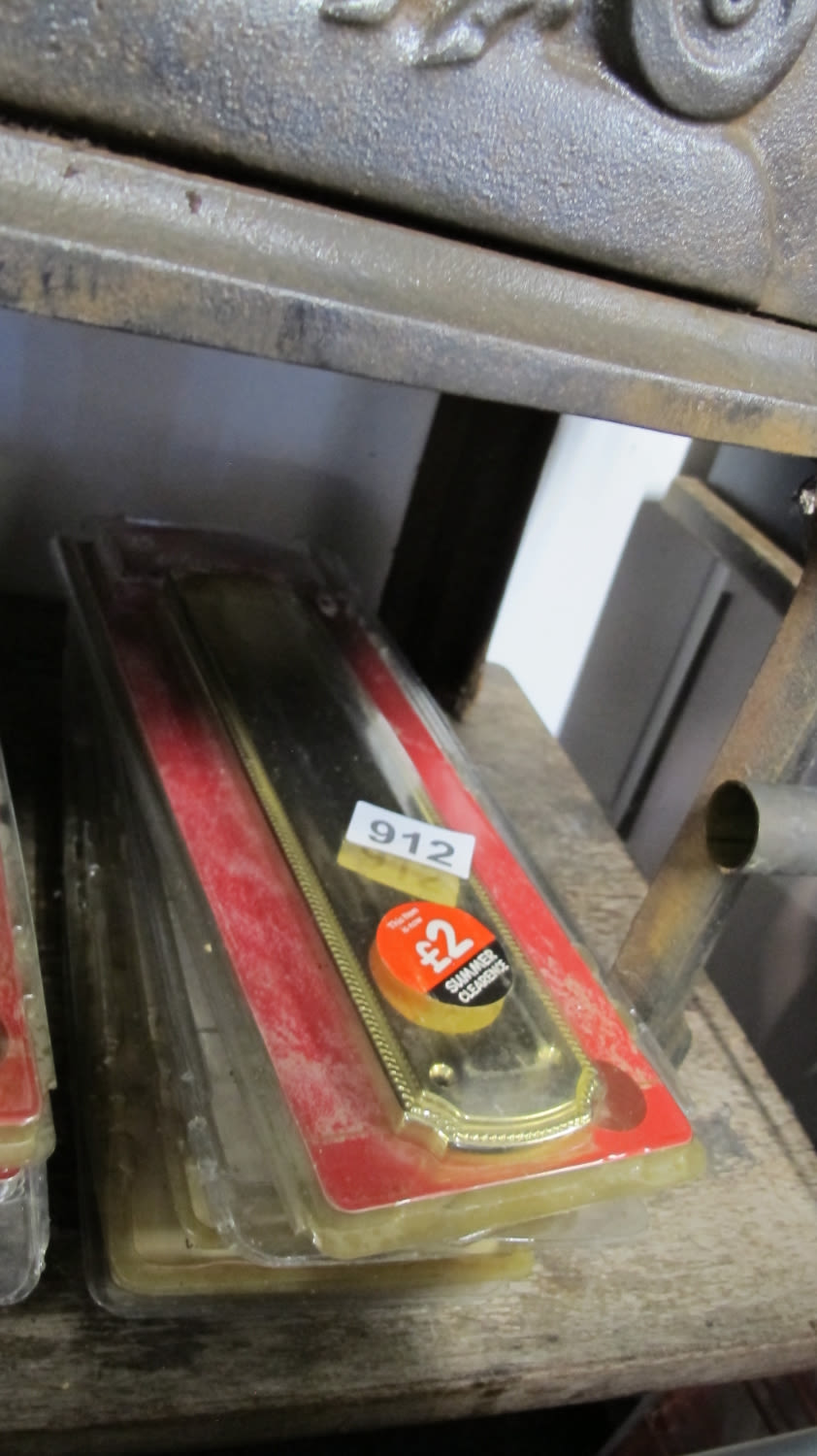Lot 912: Door plates