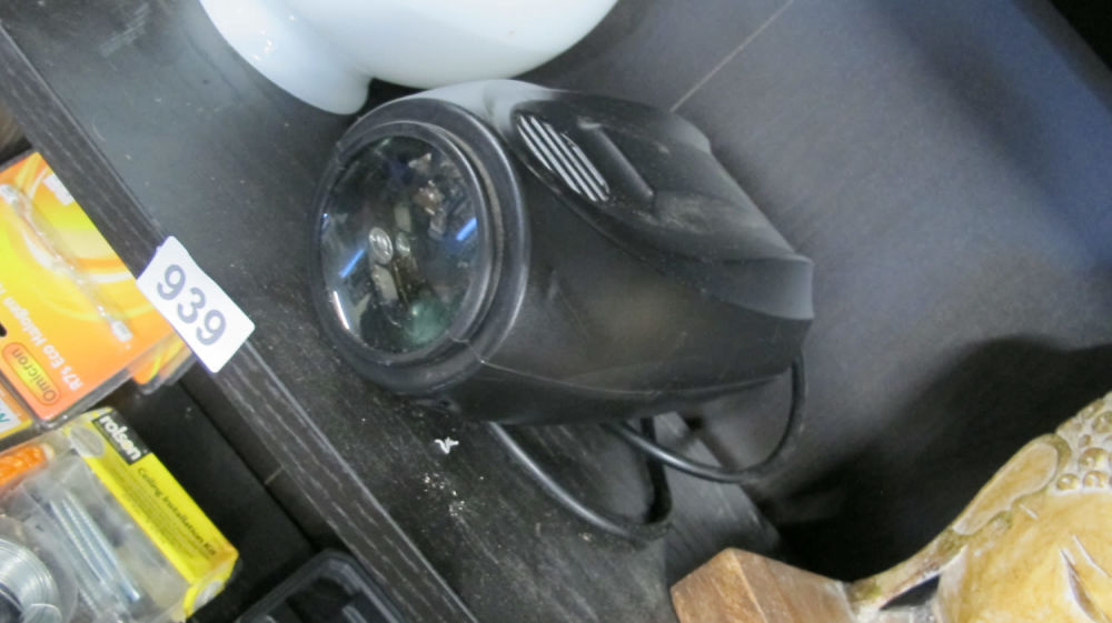 Lot 939: star projector