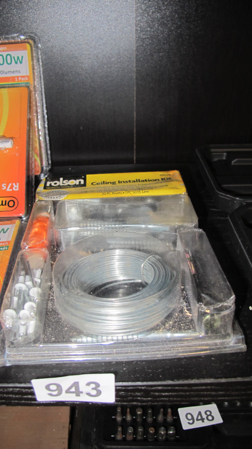 Lot 943: ceiling installation kit