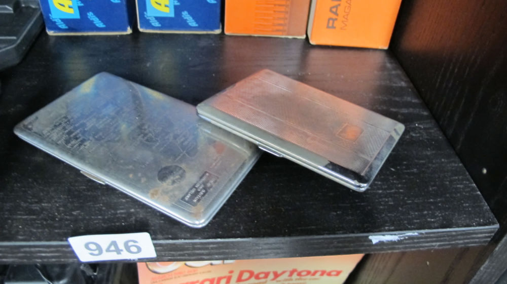 Lot 946: cigarette cases