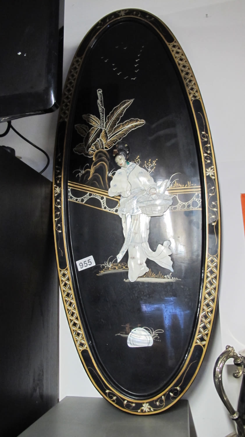 Lot 955: Chinese wall plaque