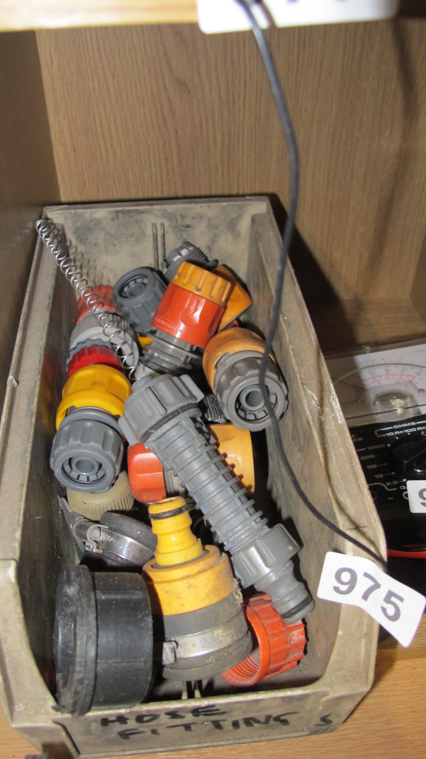 Lot 975: hose fittings
