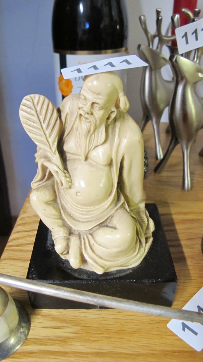 Lot 1111: Chinese figurine