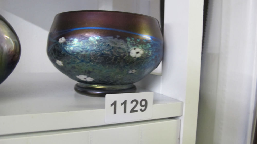 Lot 1129: studio glass vase