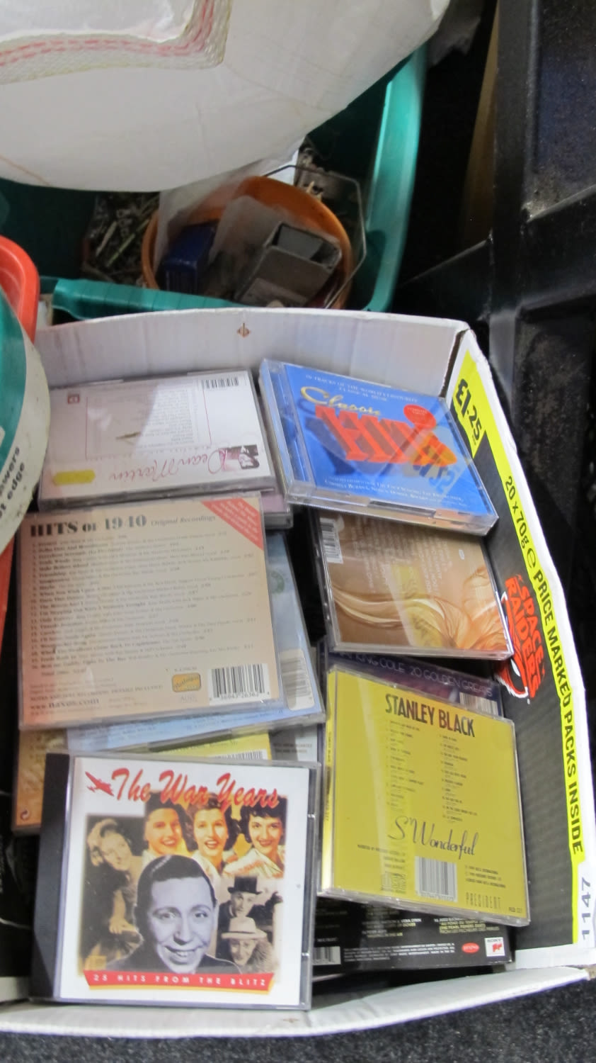Lot 1147: box of cds