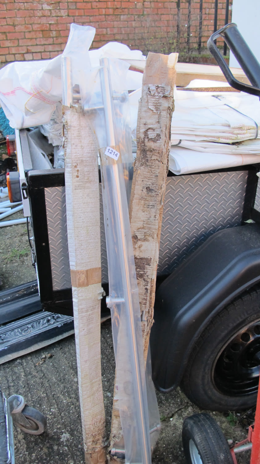 Lot 1214: bannister rail