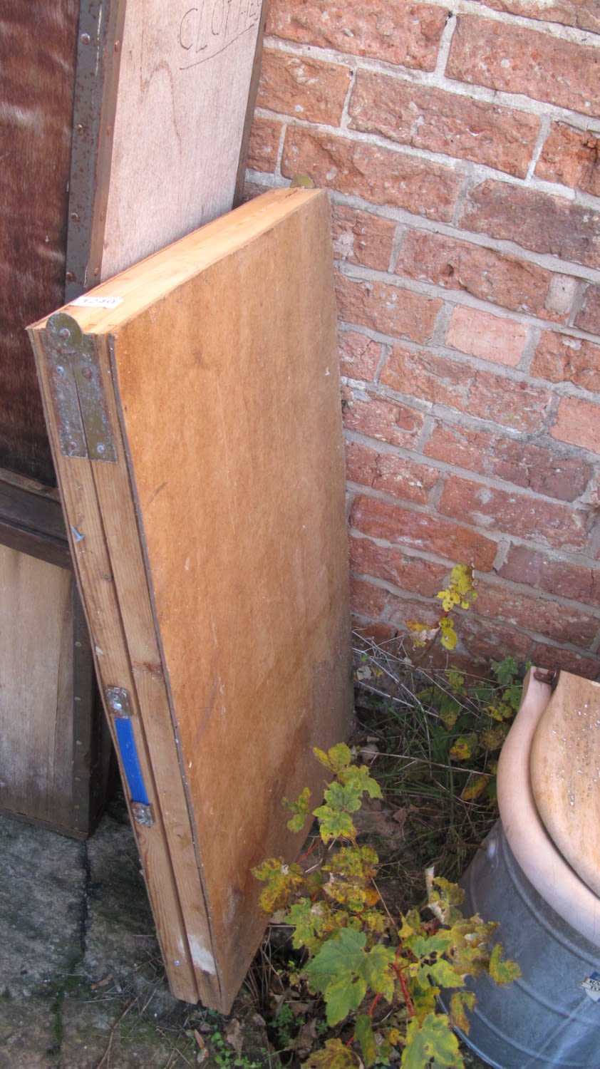Lot 1240: pasting table