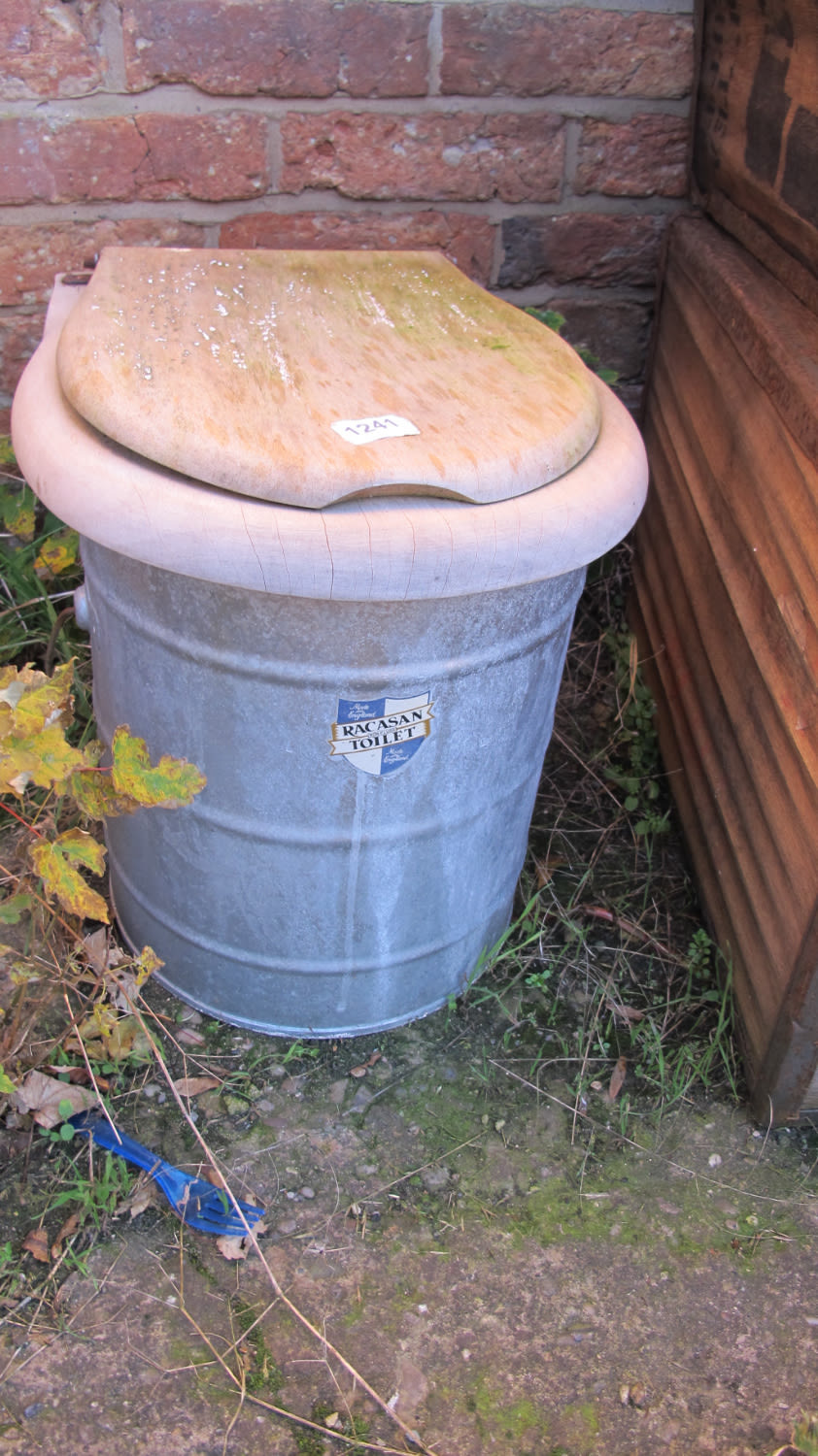 Lot 1241: toilet