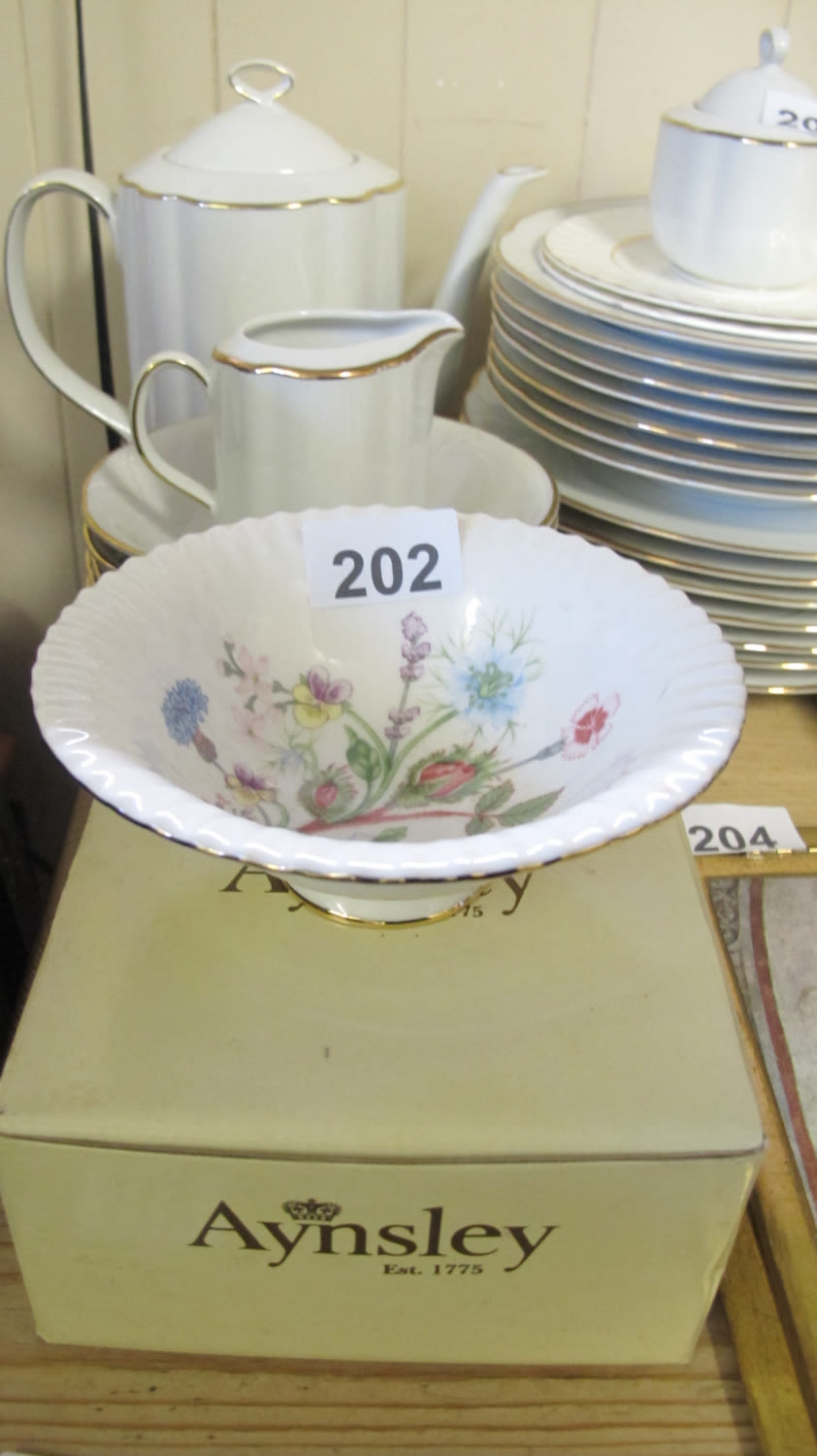 Lot 202: Floral design fruit bowl